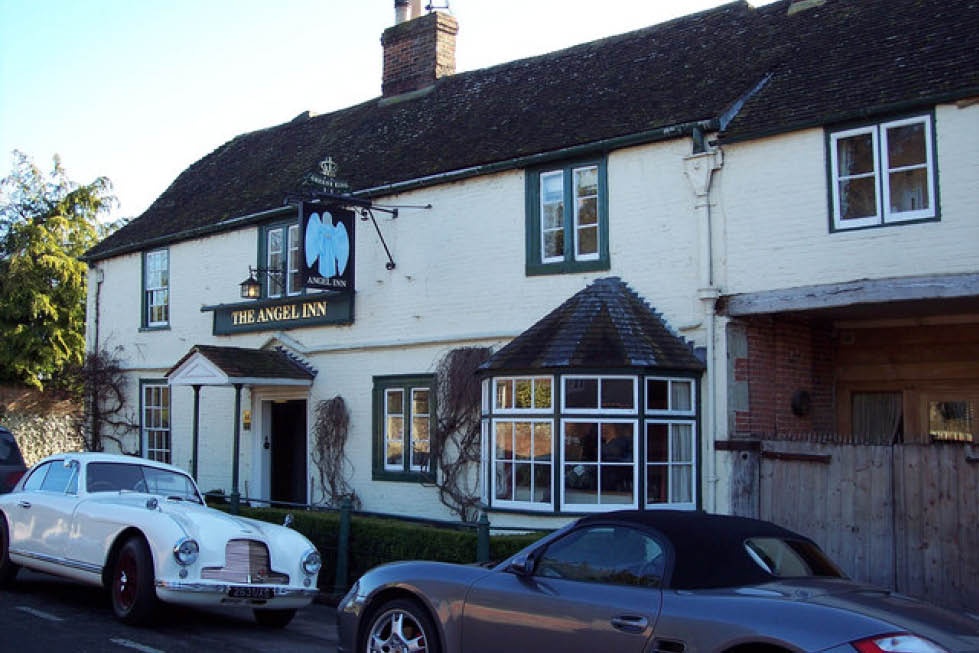 The Angel pub Heytesbury